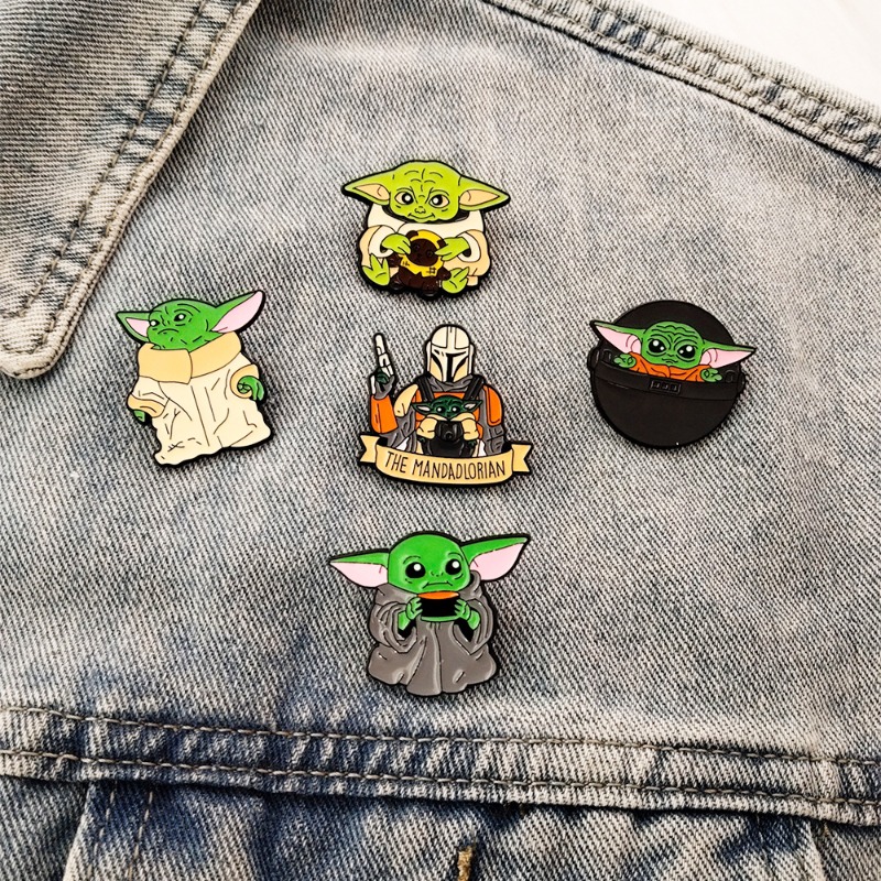 Travel Accessories Cute - 5pcs Cute cartoon Yoda badge sci-fi